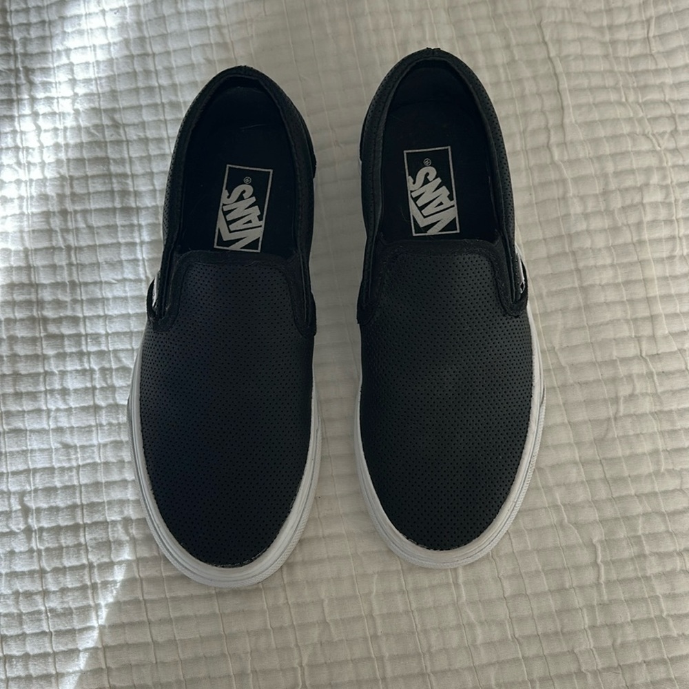 Black Vans